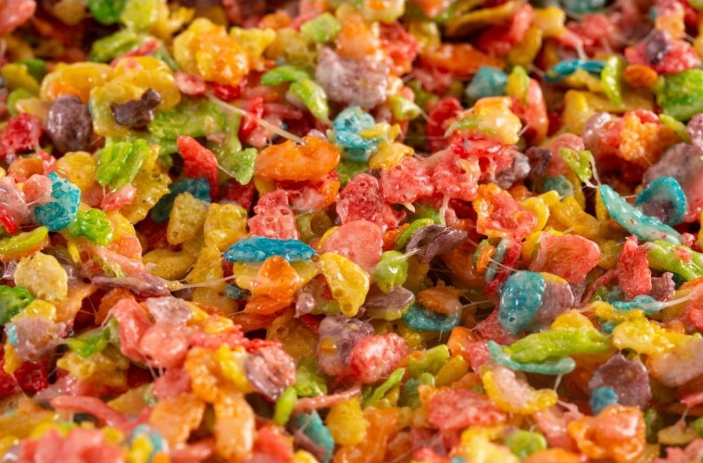 Can Cats Eat Fruity Pebbles?